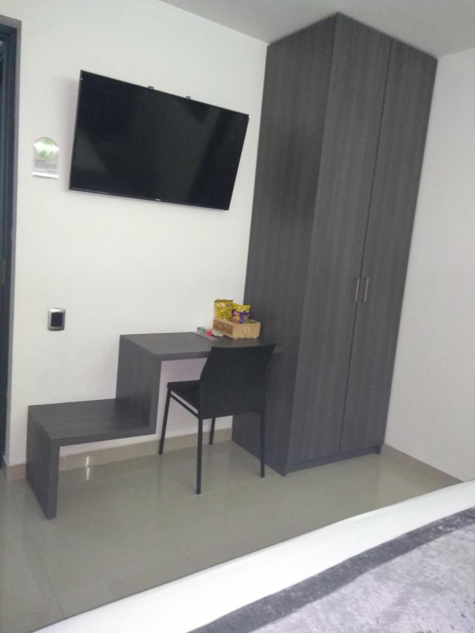 Calle 10 Express Hotel Medellín Kültér fotó