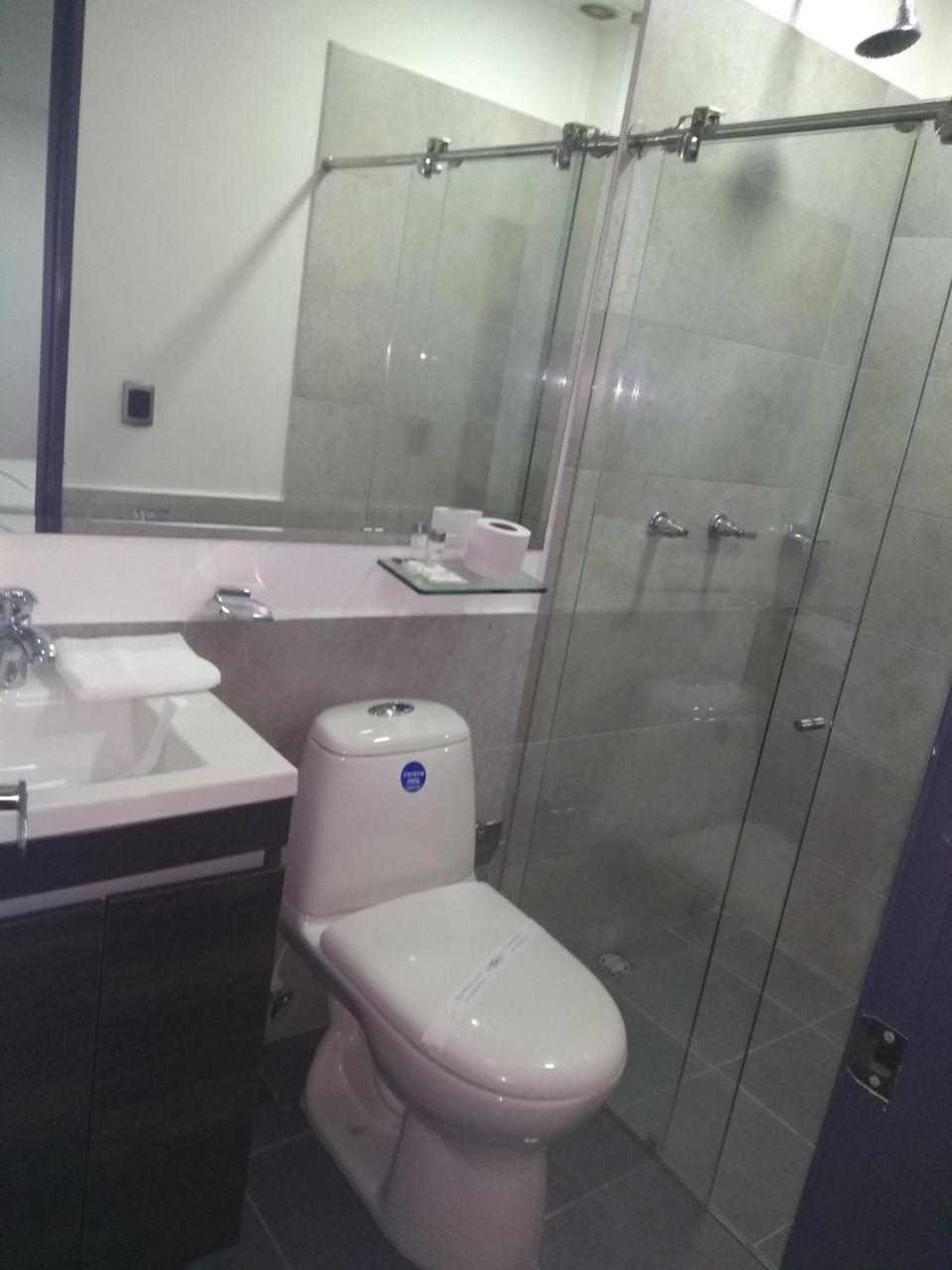 Calle 10 Express Hotel Medellín Kültér fotó