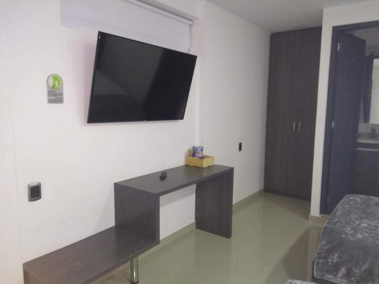 Calle 10 Express Hotel Medellín Kültér fotó